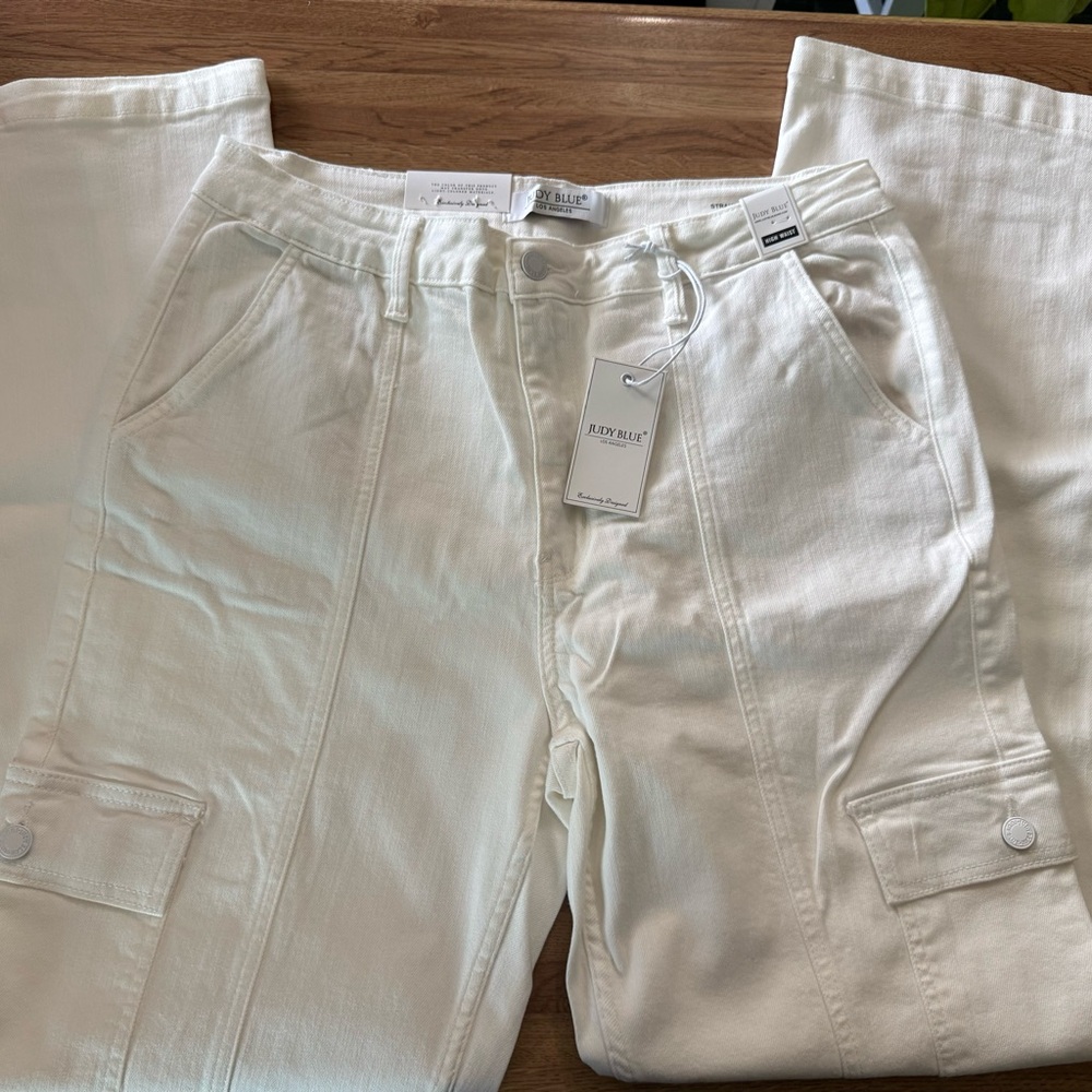 NWT- Judy Blue White High Waist Cargo Pants Sz 15/32